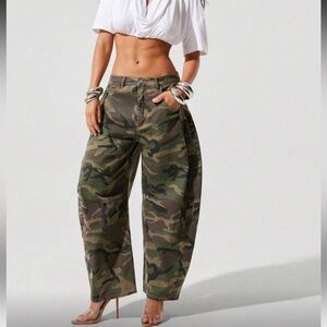 CAMO Bubble Barrel Jeans